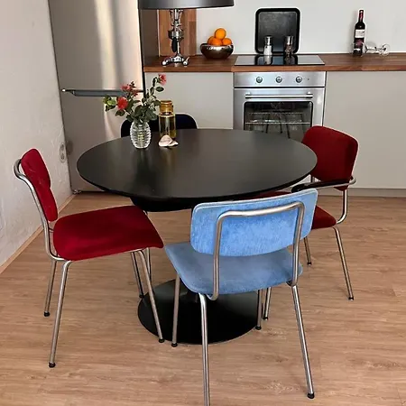 Arriba Stijlvol Met Zwembad En Tuin